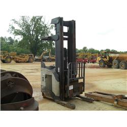 CROWN WAREHOUSE FORKLIFT