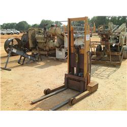 BIG JOE WAREHOUSE LIFT