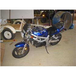 SUZUKI SV650 MOTORCYCLE