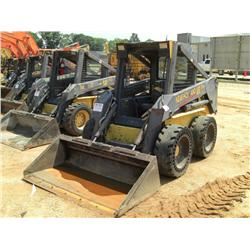NEW HOLLAND LS170 SKID STEER LOADER