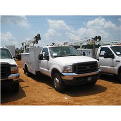 2004 FORD F SERIES S/A SERVICE TRUCK