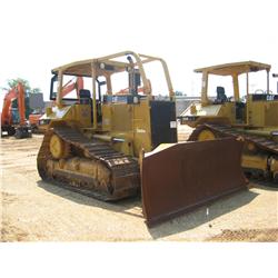 CAT D6M XL CRAWLER TRACTOR