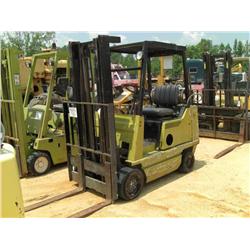 CLARK GCS22I FORKLIFT