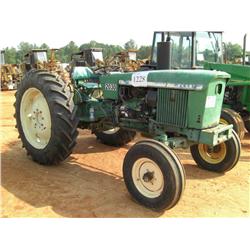 JOHN DEERE 2030 FARM TRACTOR