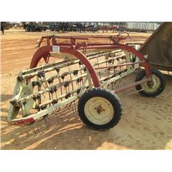 NEW HOLLAND 260 HAY RAKE