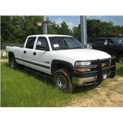 2001 CHEVROLET 2500 HD 4X4 PICKUP