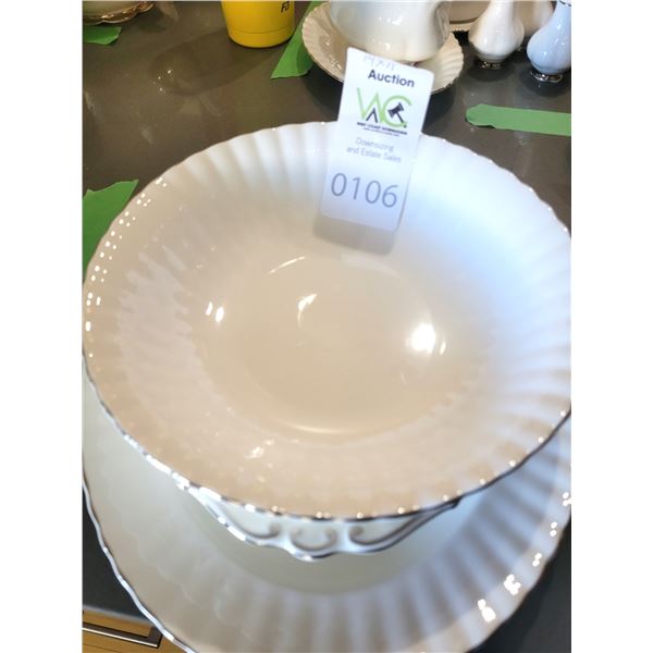 Royal Albert 'Chantilly' Pattern