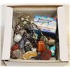 Image 1 : LARGE BOX OF ASSORTED CRYSTALS