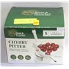 Image 1 : CHERRY PITTER, COMPLETE IN BOX