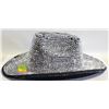 Image 1 : WOMEN'S SPARKLY COWBOY HAT, SOME JEWELS MISSING