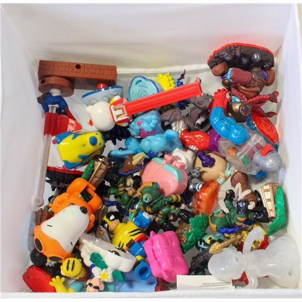 SKYLANDERS AND CARTOON SMALL TOY LOT