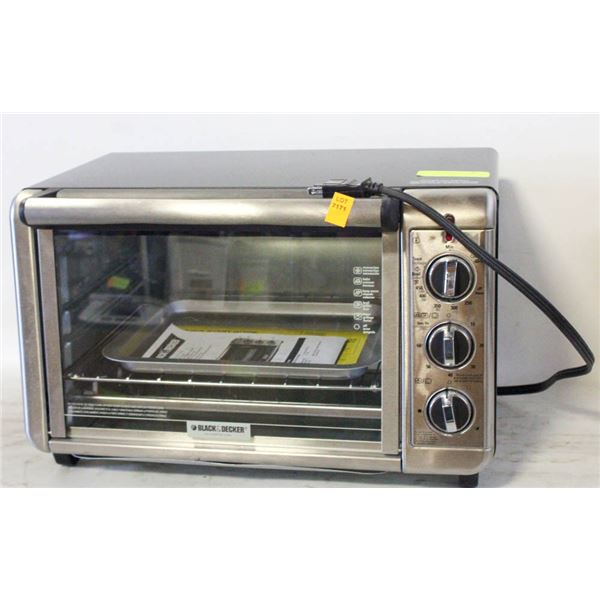 BLACK AND DECKER TOASTER OVEN (NEVER USED)
