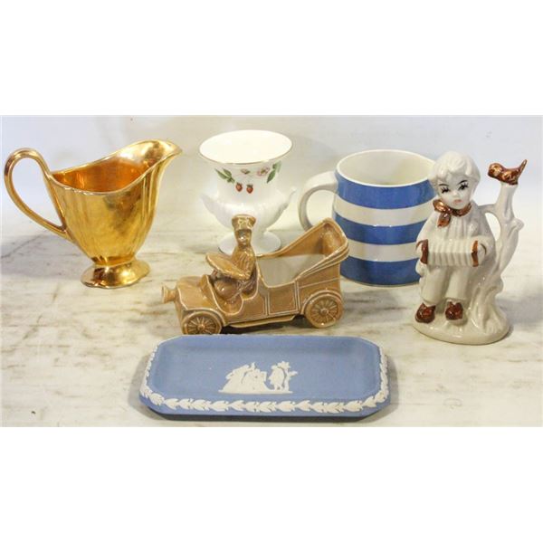 BLUE WEDGEWOOD RECTANGLE DISH + BLUE STRIPPED