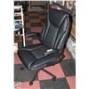 Image 2 : NEWLY ASSEMBLED BESTERA HOME OFFICE DESK CHAIR
