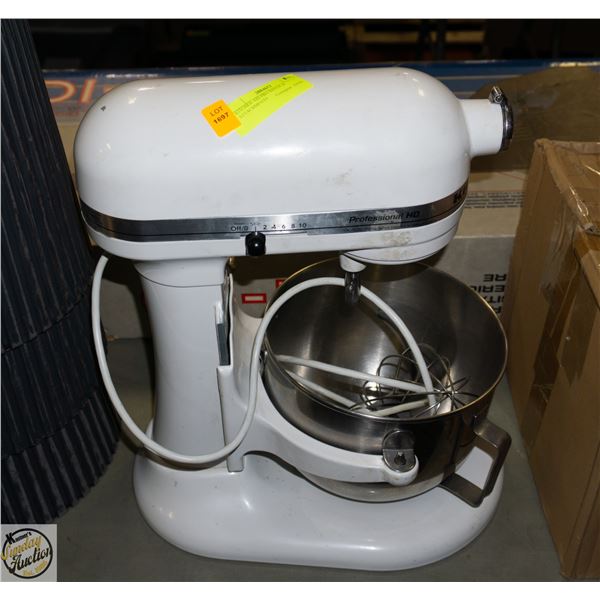 KITCHEN AID PRO MIXER & ATTACHMENTS