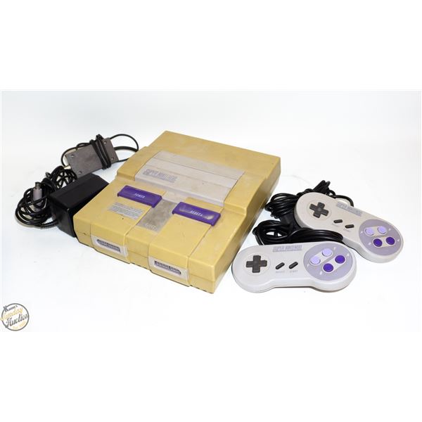 SUPER NINTENDO W/2 CONTROLLERS+CORD