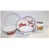 Image 1 : 7 VINTAGE ENAMEL WARE