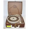 Image 2 : VINTAGE 1935 RCA VICTOR MODEL K-679 PHONOGRAPH