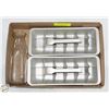 Image 1 : VINTAGE WESTINGHOUSE ICE CUBE TRAYS & CREAM PINT