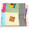 Image 1 : VINTAGE HOME-MADE QUILT 45" X 31"