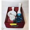 Image 1 : MILK GLASS 3 PIECES + MARBLE BASE + 2