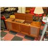 Image 1 : VINTAGE STUDIOTONE WALNUT STEREO CABINET