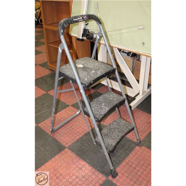 3 STEP LADDER