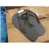 Image 1 : Box Of Med Grey Sandals