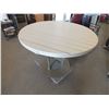 Image 1 : 4ft Round Patio Table