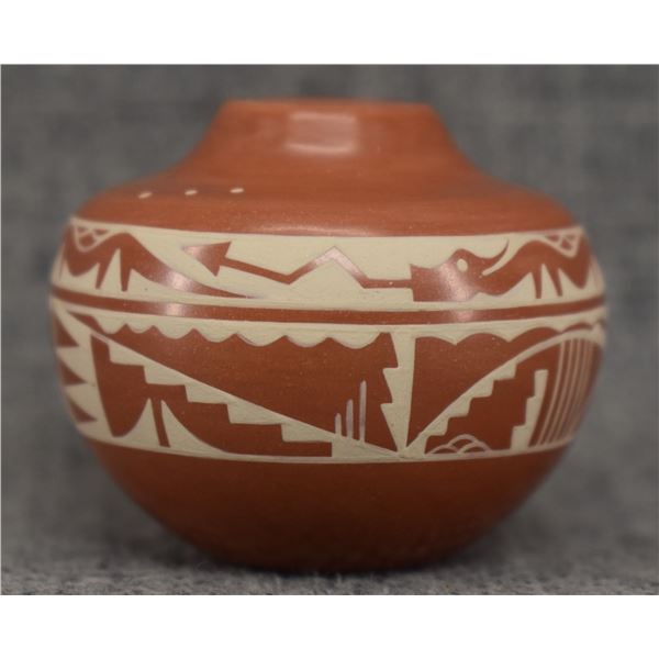 SANTA CLARA POTTERY VASE (URSULA CURRAN)