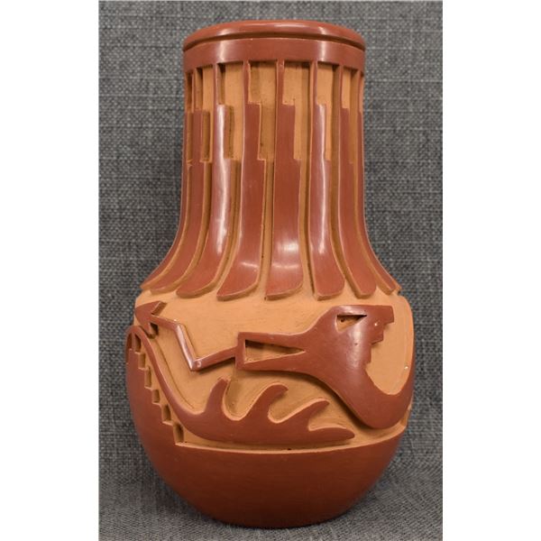 SANTA CLARA POTTERY VASE (ANNA ARCHULITA)