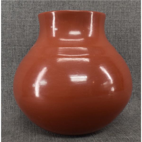 SANTA CLARA/SAN JUAN POTTERY JAR