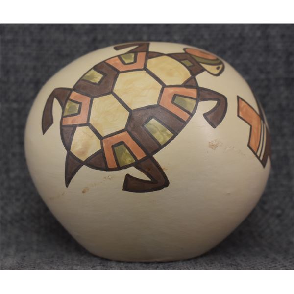 SANTA CLARA POTTERY JAR (LOIS GUTIERREZ)