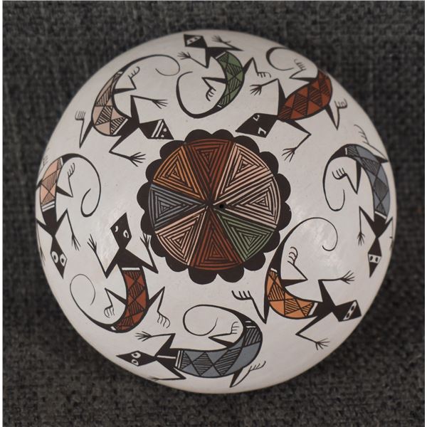 ACOMA POTTERY JAR (DIANE LEWIS)