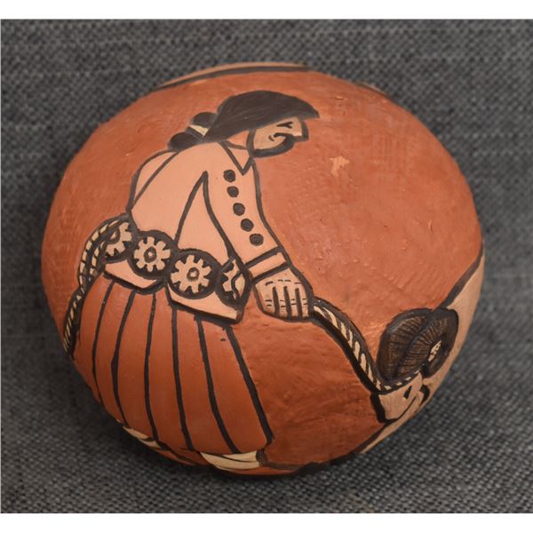 NAVAJO POTTERY JAR (R CLAW)