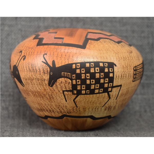 HOPI POTTERY JAR (LAWRENCE NAMOKI)