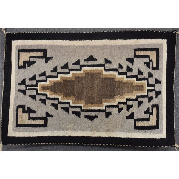 NAVAJO TEXTILE