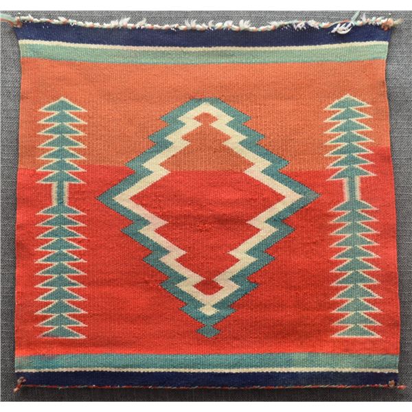NAVAJO GERMANTOWN SAMPLER TEXTILE