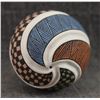 Image 5 : ACOMA POTTERY SEED JAR (SHARON LEWIS)