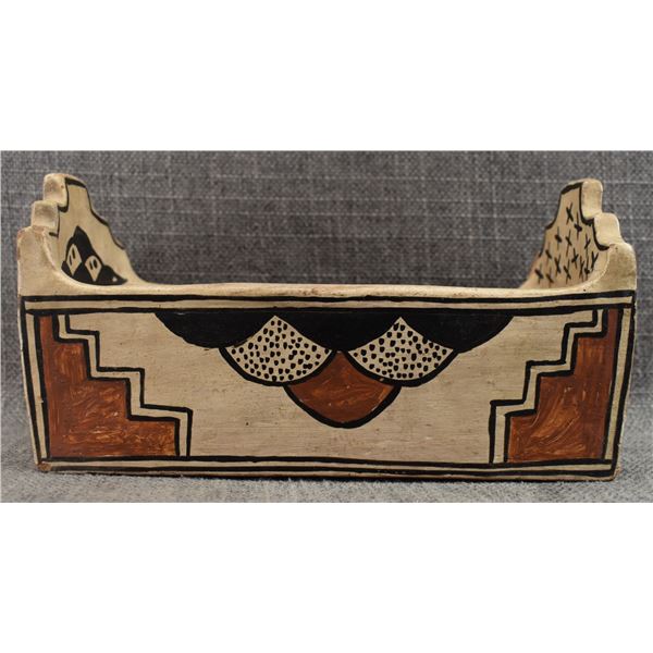 SAN ILDEFONSO POTTERY BOX  (MARIE & JULIAN MARTINEZ)