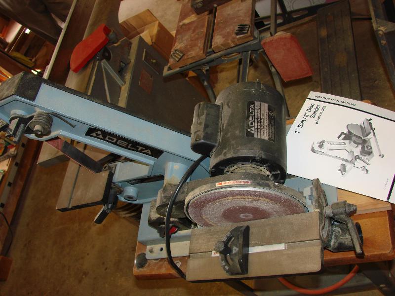 Delta 1" Belt & 8" Disc Sander