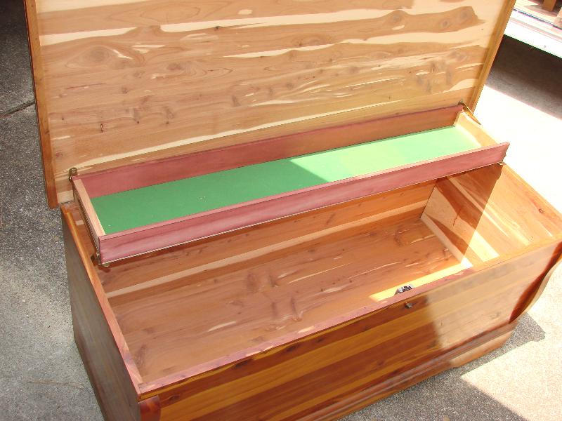 Murphy Cedar Chest w/Tray