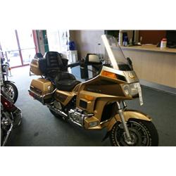 1985 HONDA GOLDWING M-C GOLD G Odom: 40019 Vin: 1HFSC1467FA1