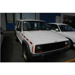 1999 JEEP CHEROKEE 4DR S.U.V WHITE G Odom: 105239 Vin: 1J4FF