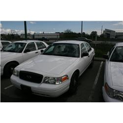 2005 FORD CR-VIC 4DR WHITE G Odom: 128664 Vin: 1FAHP71W45X12