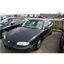 1998 CHEV LUMINA 4DR BLUE G Odom: 189835 Vin: 2G1WL52K0W9216