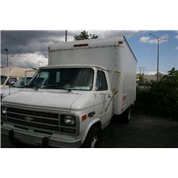 1993 CHEV 30 CUBE VAN WHITE G Odom: 137544 Vin: 2GBHG31J3P41