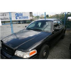 2003 FORD CR-VIC 4DR BLACK G Odom: 180335 Vin: 2FAHP71W93X15