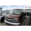 Image 2 : 1999 CHEV EXPRESS PASS VAN RED G Odom: 56043 Vin: 1GNFG15W9X