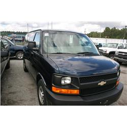 2005 CHEV EXPRESS PASS VAN BLUE G Odom: 103313 Vin: 1GNFG15X